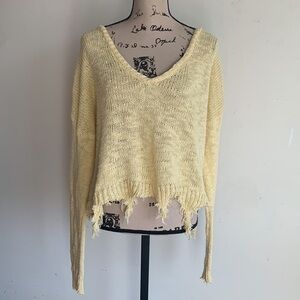 Blank Paige V-Neck Pale Yellow Crop Length Boho Oversized Sweater Sz M/L